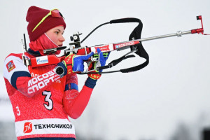 Биатлонистка Кристина Резцова — победительница гонки преследования в Финале Кубка России в Златоусте